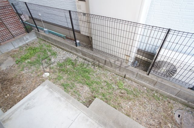 corte quattro（コルテクアトロ）の庭