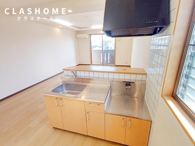 ウイングヒルズ　　　刈谷市の賃貸ならクラスホーム刈谷店のキッチン|同物件の別部屋になります。