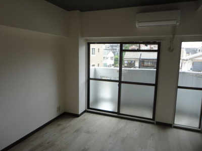 【内装】 | ルノンドプティ | 別号室の写真になります。現況優先。