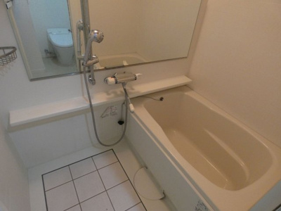 【浴室】 | サヴォイブロードストリート | 別号室の写真になります。現況優先。