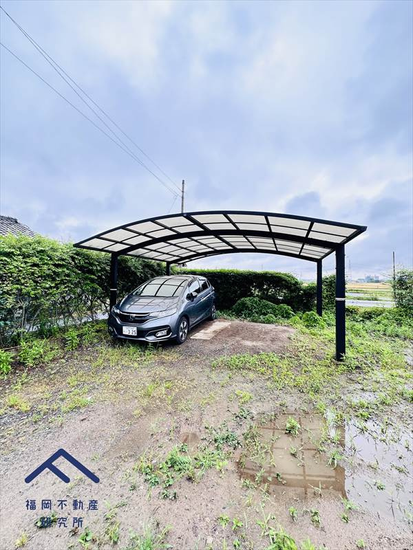 朝倉郡筑前町東小田　戸建ての駐車場