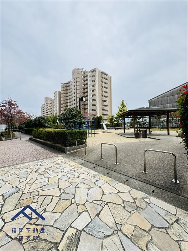 アネシス空港東参番館の周辺