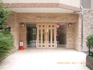 【その他共用部分】 | 素敵ななデザインが目を引くエントランス。