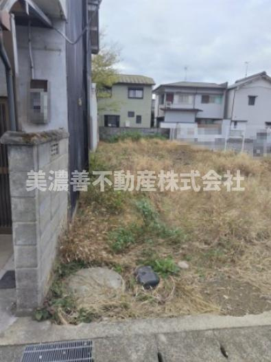 ６２１３９　岐阜市養老町土地の外観