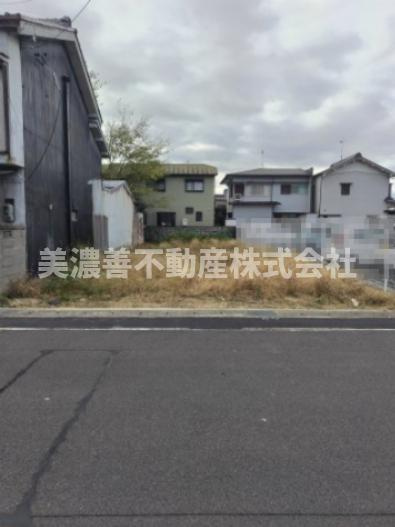 ６２１３９　岐阜市養老町土地の外観