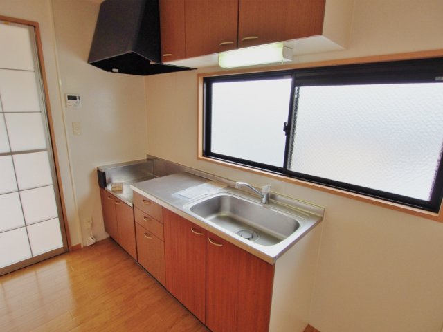 セジュール石田Fのキッチン|※反転間取りの写真です。