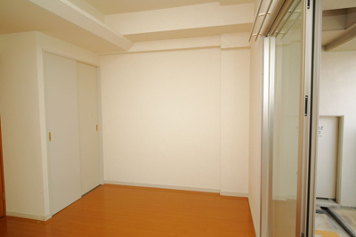 【居間・リビング】 | サヴォイエクセルシオール | 別号室の写真になります。現況優先。