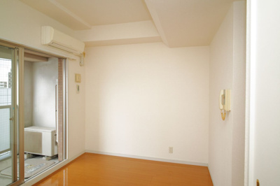 【洋室】 | サヴォイエクセルシオール | 別号室の写真になります。現況優先。