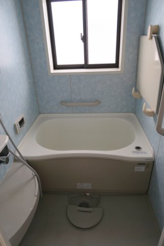 藤塚中古住宅の浴室