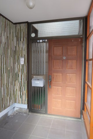 藤塚中古住宅の玄関