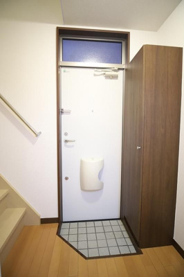 【玄関】 | プラムガーデン大橋 | 別号室の写真になります。現況優先。