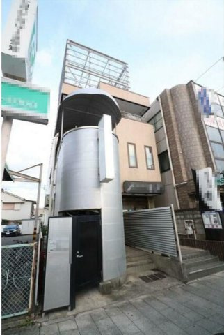 クレセント新瑞の外観