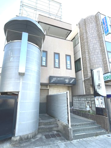 クレセント新瑞の外観
