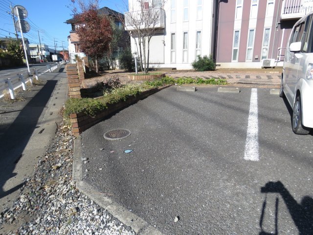 カーサ・オリボBの駐車場