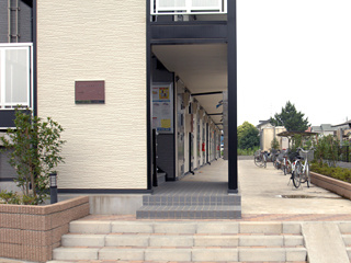 【エントランス】 | サンロク東幕張