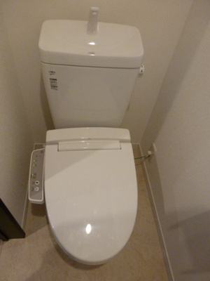 【トイレ】 | レディア香椎Ⅱ | 別号室の写真になります。現況優先。