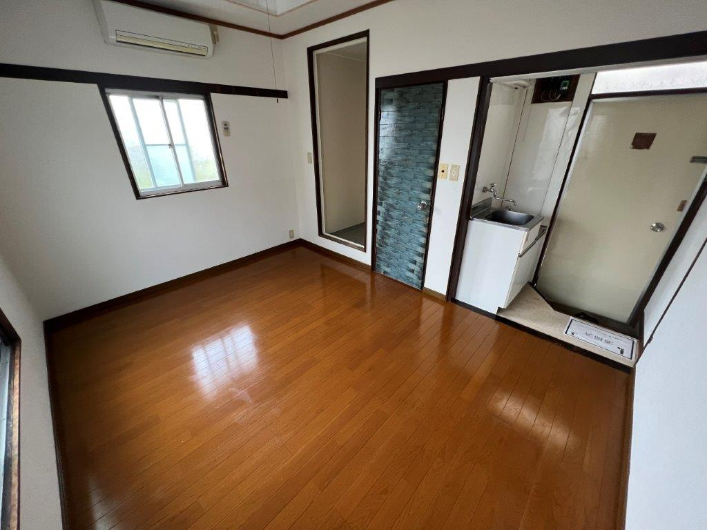 コウマハイツの居間・リビング