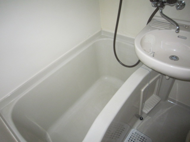 メゾンブラン天文台の浴室