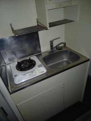 【キッチン】 | エステート・モア・博多Ⅱ | 別号室の写真になります。現況優先。