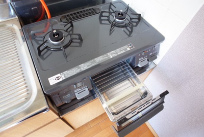 【設備】 | マンションエイト | 2口ガスコンロ＆グリル