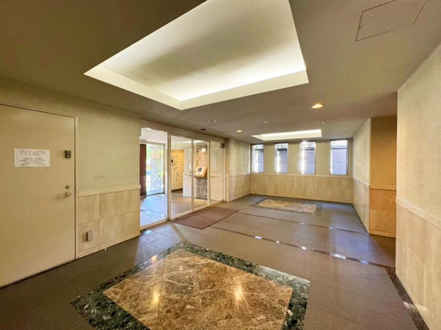 東急田園都市線「用賀」ヒルズ用賀・トーキョウ・ユーシティの画像