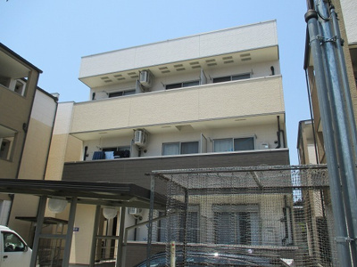 【外観】 | フジパレス吹田サウス | 建物の個性を主張するシックな外観です