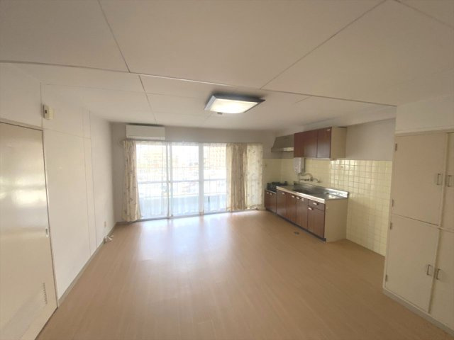 カイチビルのロビー