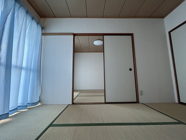 フジハイツの和室