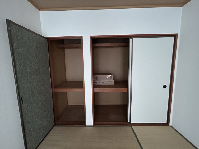 フジハイツの収納