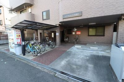 【駐車場】 | レジスコート今津中