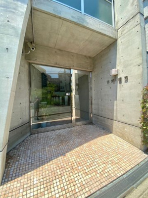 【エントランス】 | ロゴ緑地