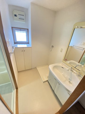 【洗面所】 | ロゴ緑地