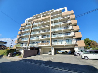 【外観】 | 大牟田線「津古駅」まで徒歩11分の好立地。スーパーや飲食店も徒歩10分圏内で近く、周辺環境は良好です