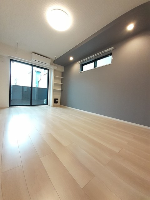 クレストTSの居間・リビング
