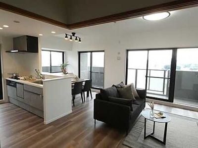 【居間・リビング】 | ファミール毘沙門台駅前