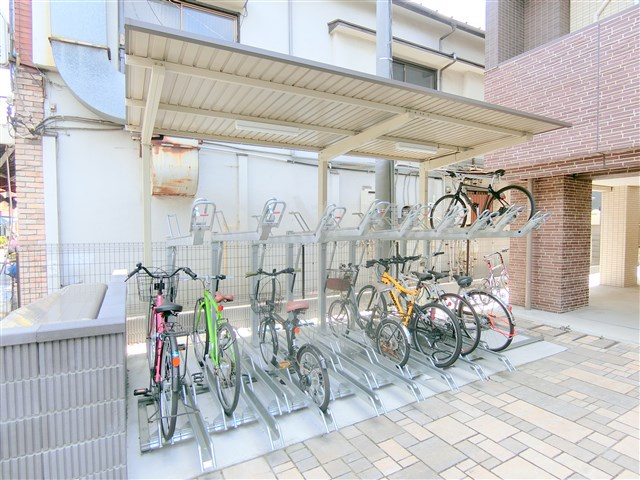 Imperialインペリアルのその他共用部分|屋根付き駐輪場