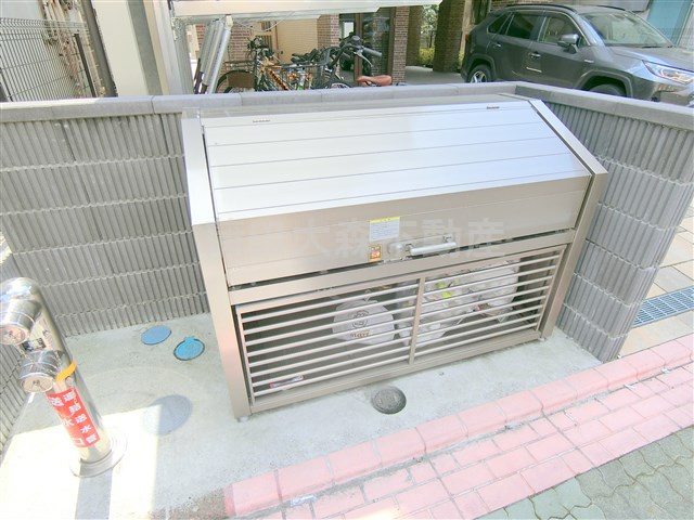 Imperialインペリアルのその他共用部分|ゴミ捨て場