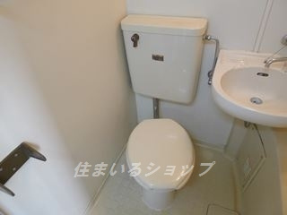 岩岡ビルのトイレ