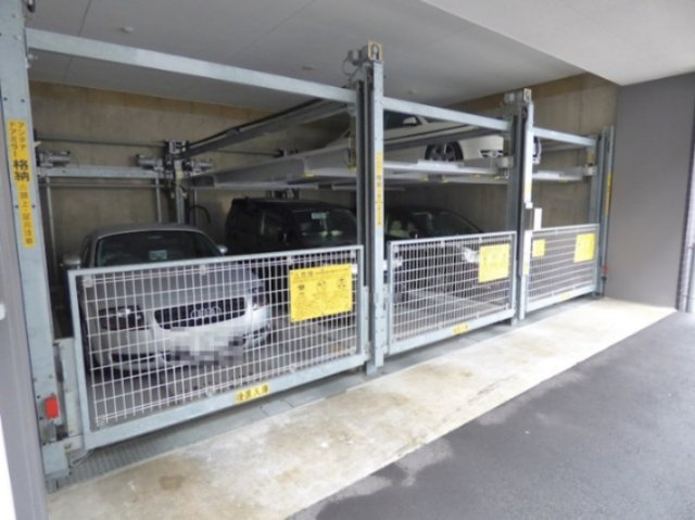 【駐車場】プレサンスKOBEティアラ