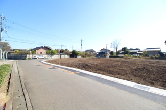 【外観】 | 坂戸市横沼　建築条件なし売地　「若葉駅」3.6ｋｍ　敷地90坪　【三芳野小学区】