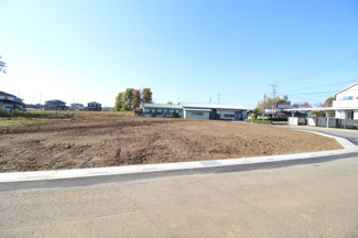 【外観】 | 坂戸市横沼　建築条件なし売地　「若葉駅」3.6ｋｍ　敷地90坪　【三芳野小学区】