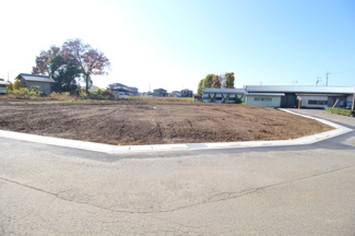 【外観】 | 坂戸市横沼　建築条件なし売地　「若葉駅」3.6ｋｍ　敷地90坪　【三芳野小学区】