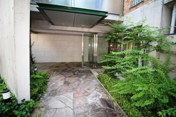 【庭】 | パレ・シェール苦楽園北夙川通り