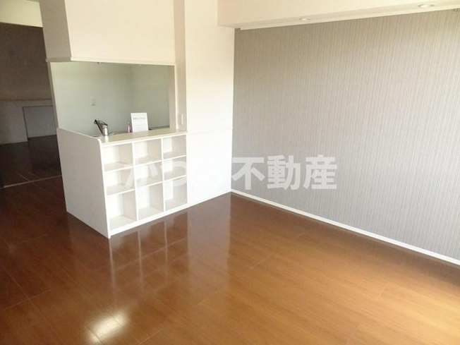 【居間・リビング】 | レフィナード（D-ROOM） | 他号室参考写真