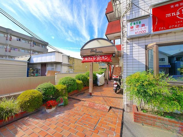 一條館のエントランス