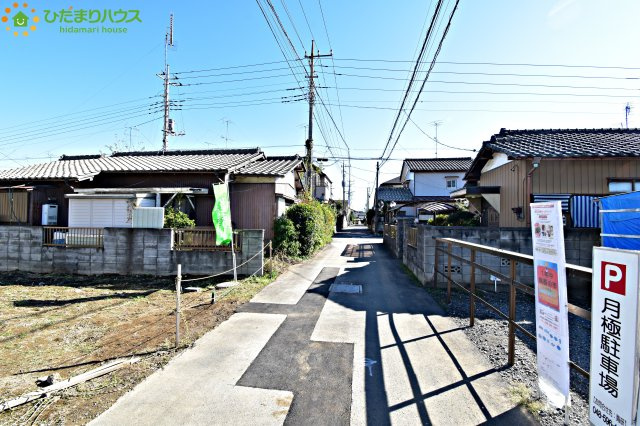 鴻巣市宮前　2期　売地　グラファーレ　01の前面道路含む現地写真