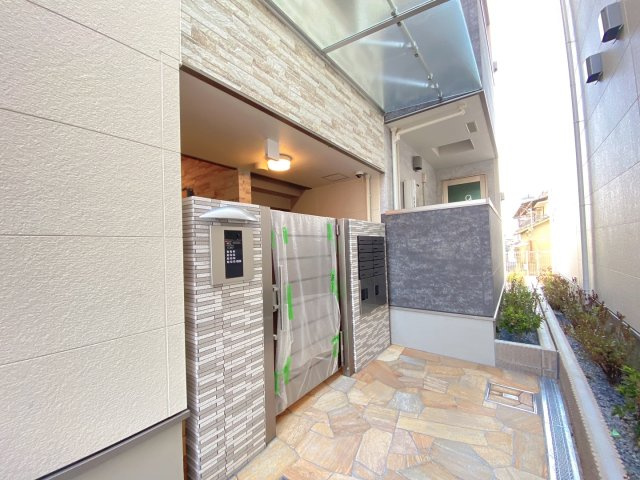 フジパレス北野田Ⅰ番館のエントランス