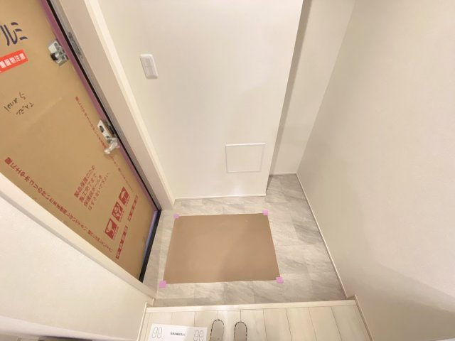 フジパレス北野田Ⅱ番館の玄関