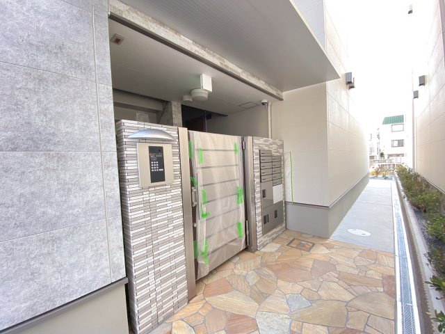 フジパレス北野田Ⅱ番館のエントランス