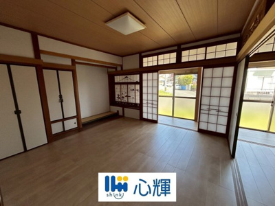 【和室】 | 西際波台3丁目中古家屋2階建 | フローリングとしております。